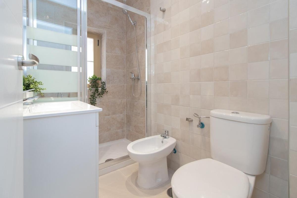 C93 - Trendy Two Bedrooms In Ollerias Malaga Exterior photo